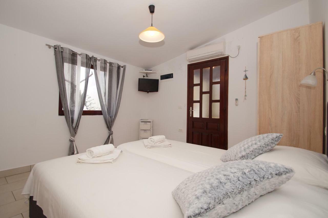 Posejdon Apartments كورتْشولا المظهر الخارجي الصورة